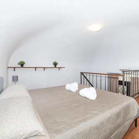 Il Loft Di Serena Apartment *